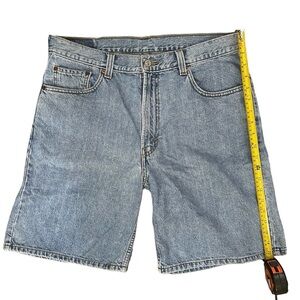 505 Levi’s jean shorts